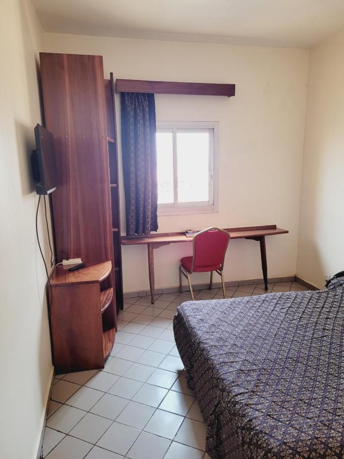 Hotel Altitel Bafoussam Exterior foto