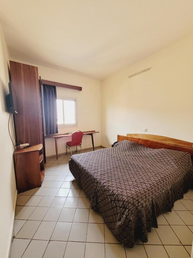 Hotel Altitel Bafoussam Exterior foto