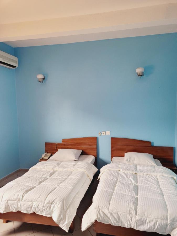 Hotel Altitel Bafoussam Exterior foto